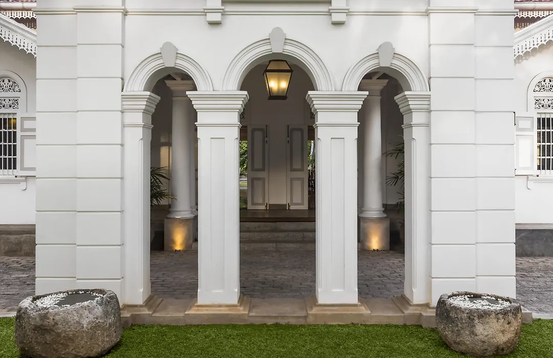 Maniumpathy Hotel-1
